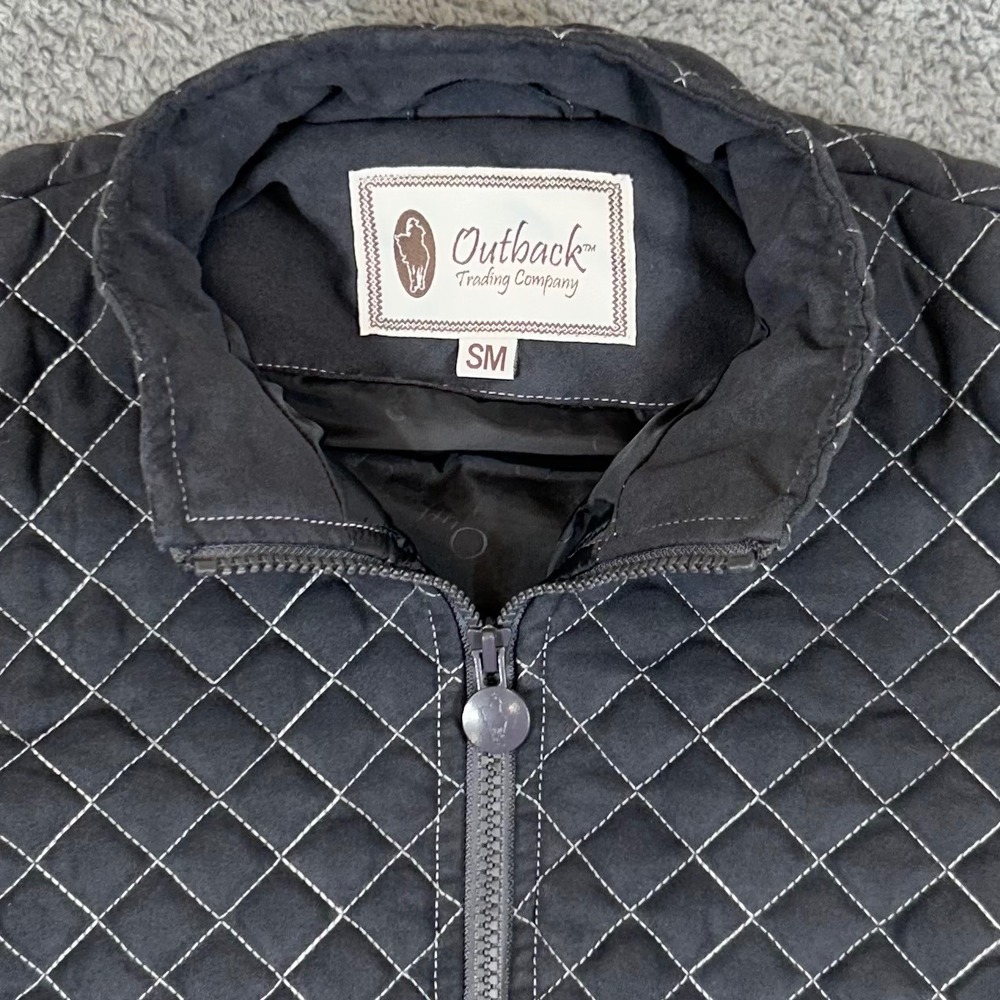 Outback Trading Company Black Quilted Grand Prix Vest 2958 Women SM Cinched Back
